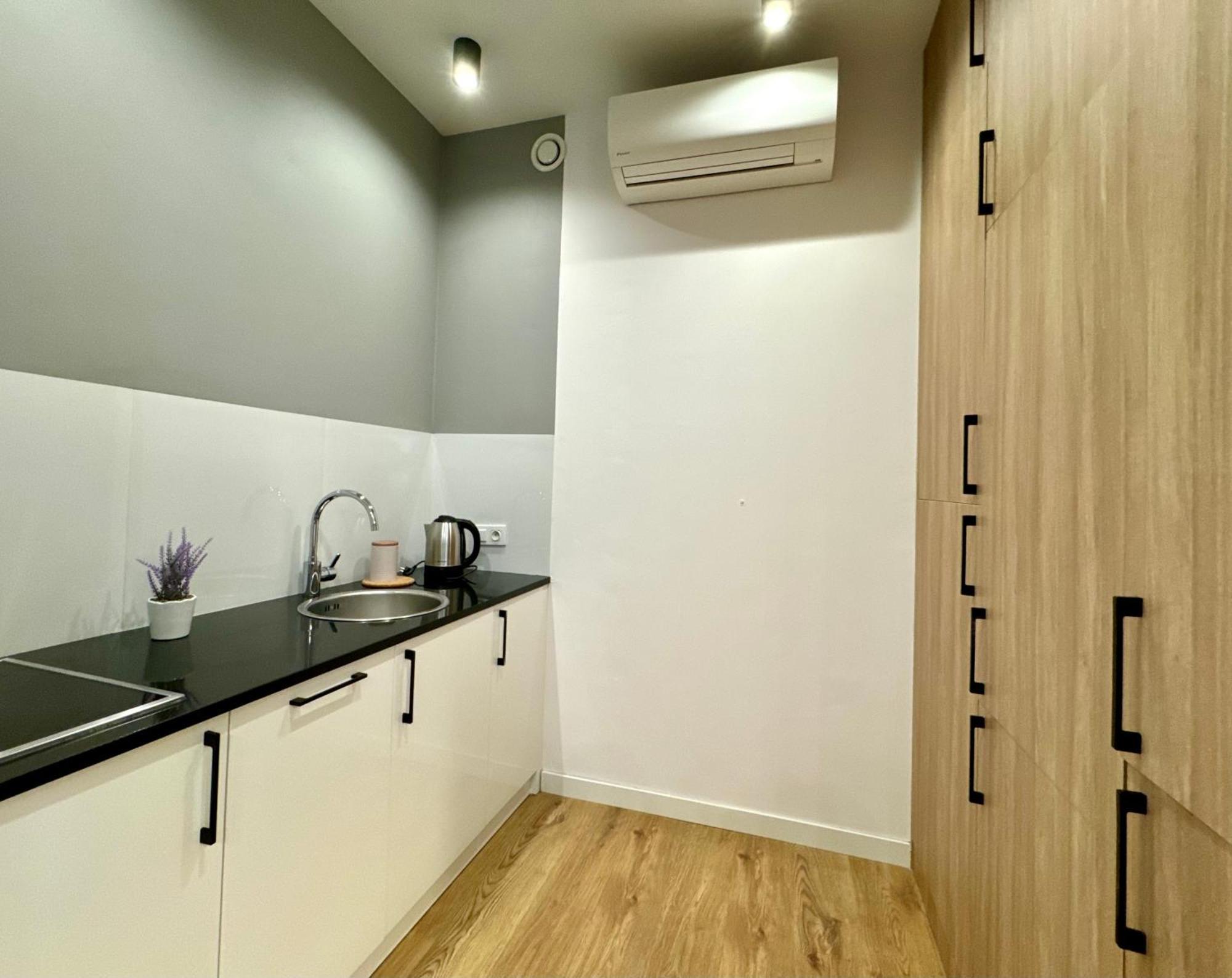 Appartement K22 Apart In Warsaw Slawinska 505 Extérieur photo